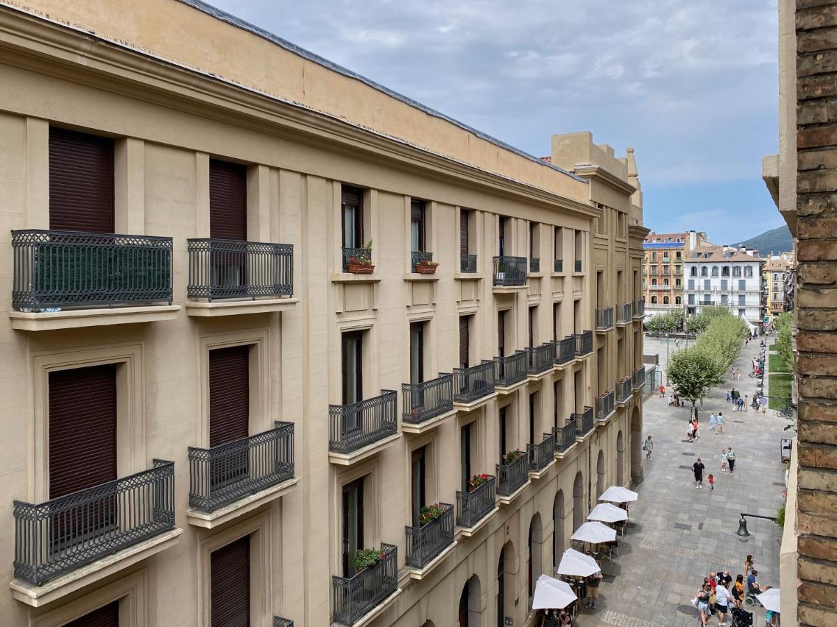 Hostal Espoz Y Mina Παμπλόνα Εξωτερικό φωτογραφία