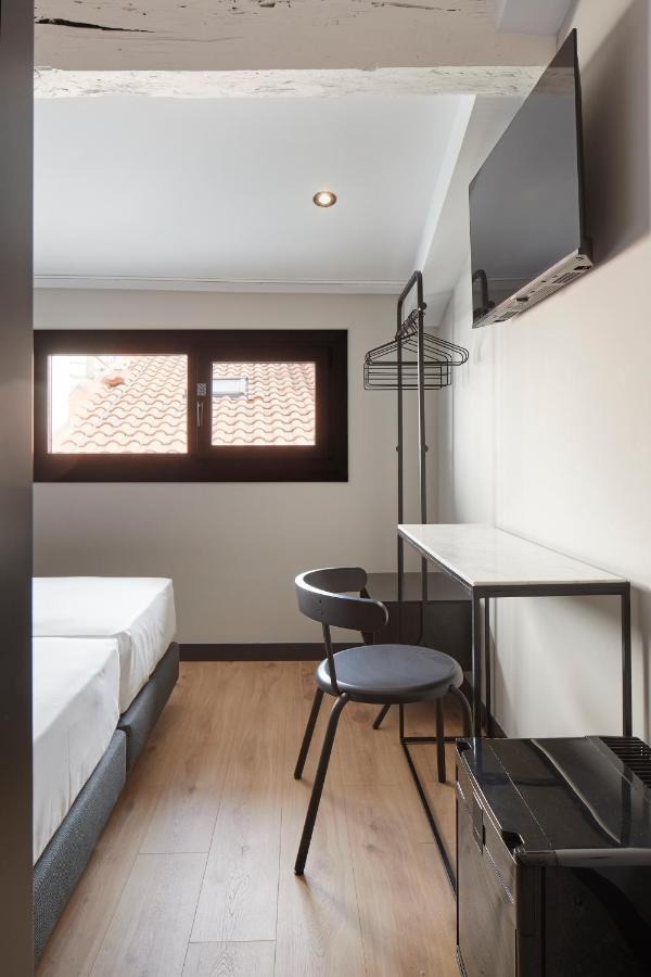 Hostal Espoz Y Mina Παμπλόνα Εξωτερικό φωτογραφία
